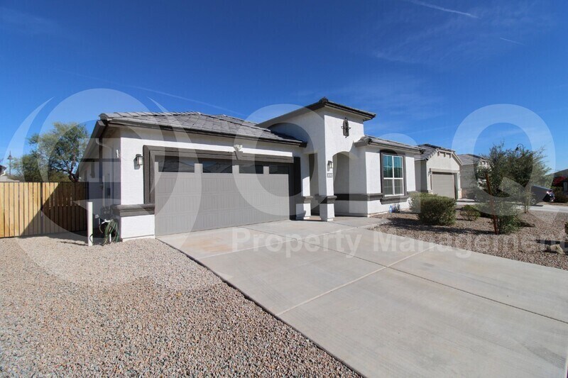 Primary Photo - 38102 W Santa Maria St