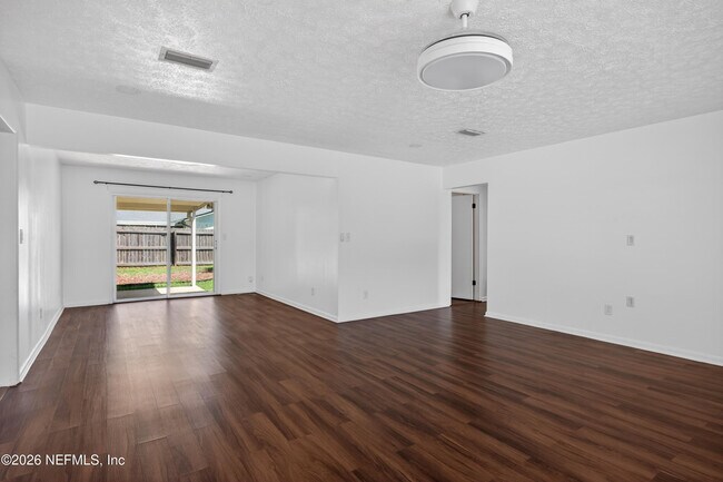 Foto del edificio - 1680 Aspen Ct