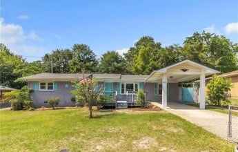 Building Photo - 5409 Sumac Cir