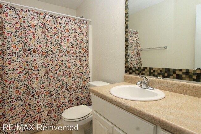 Building Photo - 2 br, 2 bath House - 120 Village Run