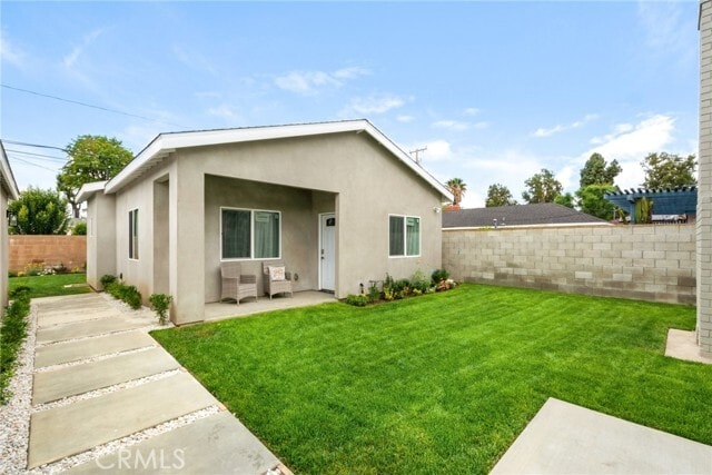 Building Photo - 4433 Sunfield Ave