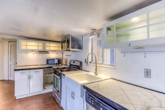 Foto del edificio - 2555 E Fort Lowell Rd