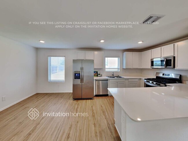 Foto del edificio - 18826 Charter Elm Dr