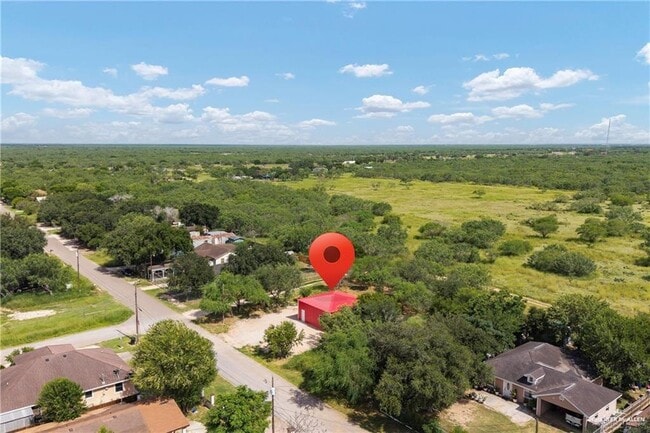 Foto del edificio - 22025 Lane Rd