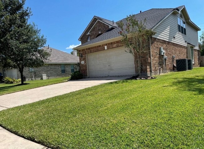 Building Photo - 4806 Lakefront Terrace Ct