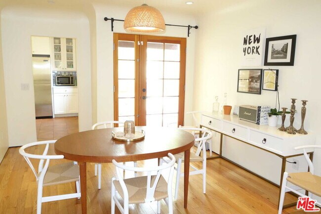 Foto del edificio - 6103 Scenic Ave