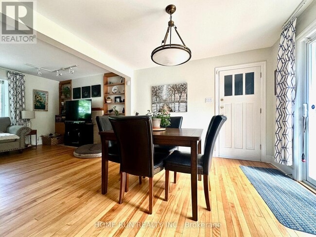 Photo du bâtiment - 881 Killeen Ave