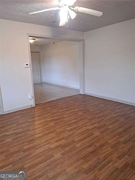 Foto del edificio - 1063 Pleasant Hill Rd