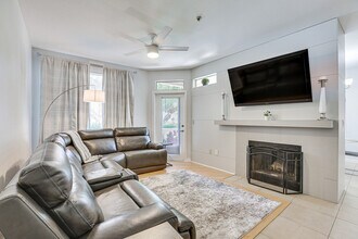 Building Photo - 11375 E Sahuaro Dr