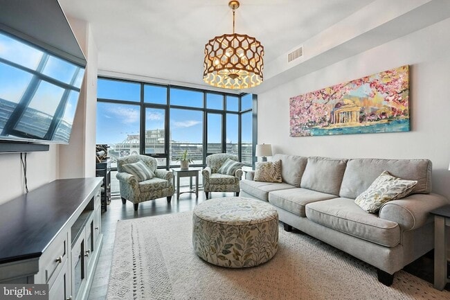 Photo - 70 N Street SE Unit 913 Apartment