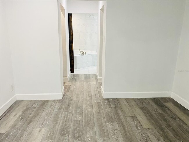 Foto del edificio - 608 Overhill Dr