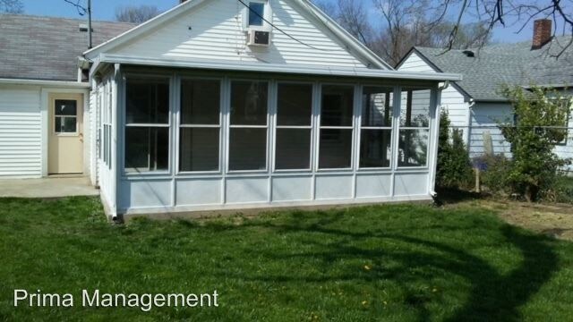 Building Photo - 3 br, 1.5 bath House - 2942 Melbourne Ave