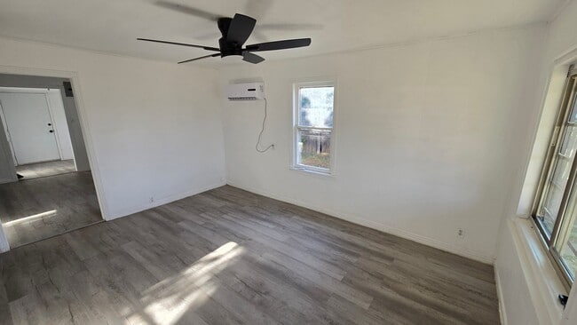 Foto del edificio - 1511 32nd St