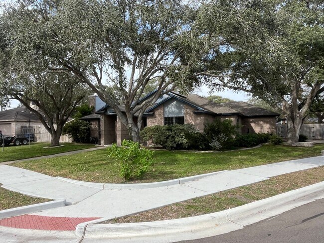 Building Photo - Award Winning Calallen School District!!