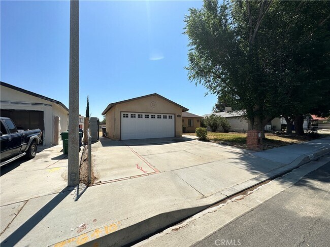 Building Photo - 43314 27th St W