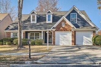 Building Photo - 1756 Hedington Ct SE