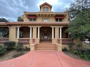 Building Photo - 1541 Riverside Ave