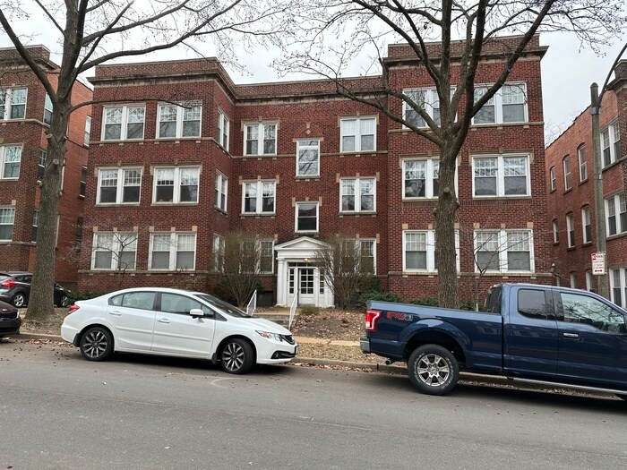 6312 Southwood Ave Unit 3E, Clayton, MO 63105 Condo for Rent in Clayton, MO