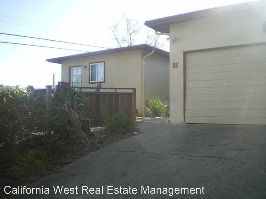 Primary Photo - 4 br, 2 bath House - 82 RAFAEL WAY