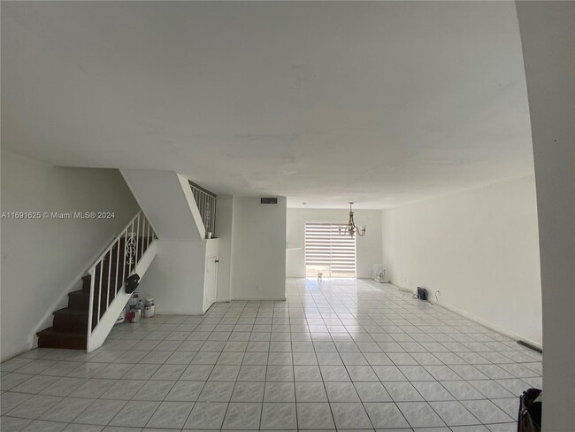 Foto del edificio - 22338 SW 103rd Ct