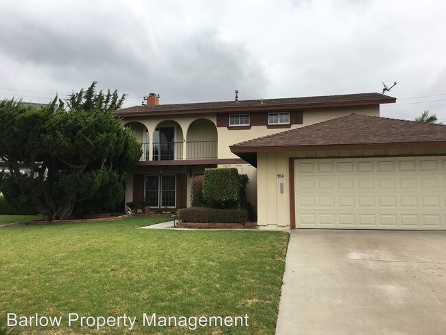 Building Photo - 704 Elko Ave