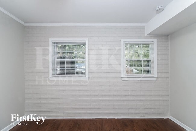 Building Photo - 4512 Grendel Rd
