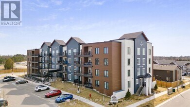 Building Photo - 20 Koda St