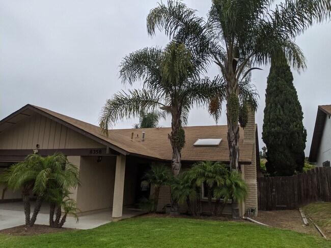 Foto del edificio - Welcome home to this charming 3-bedroom ho...