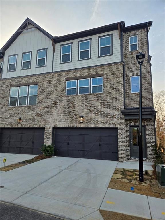 Building Photo - 6009 Haviland Aly