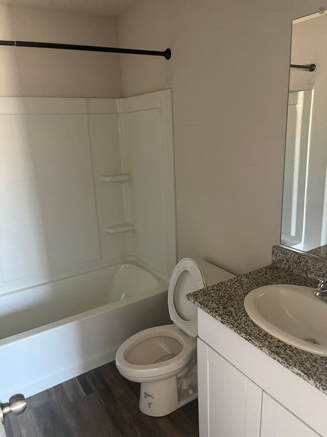 Foto del edificio - 2 weeks free rent with approved applicatio...