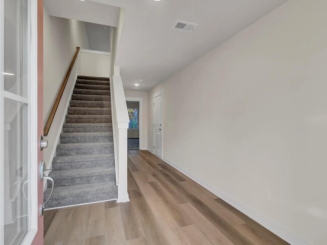 Building Photo - 1046 Old Cypress Run