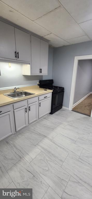 Foto del edificio - 2210 MacDade Boulevard