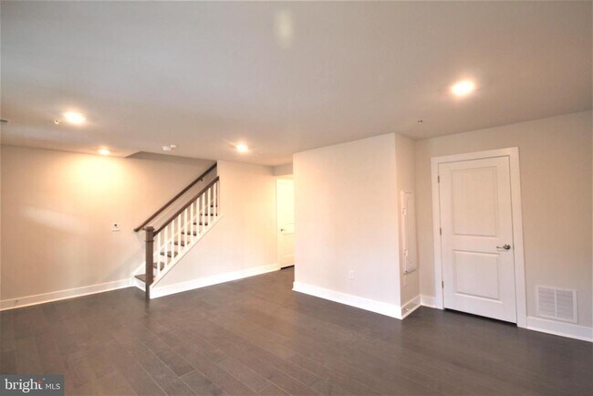 Foto del edificio - 4856 Stump Rd