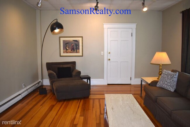 Foto del edificio - 2 br, 1 bath Condo - 216 Medway St