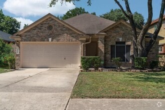 Building Photo - 2100 Desco Dr