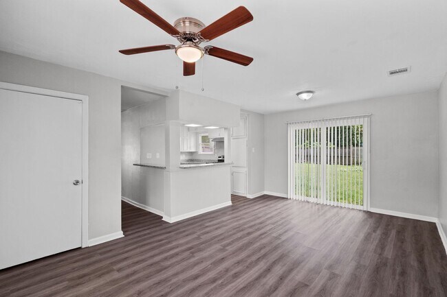 Building Photo - 3129 Danforth Memorial Dr