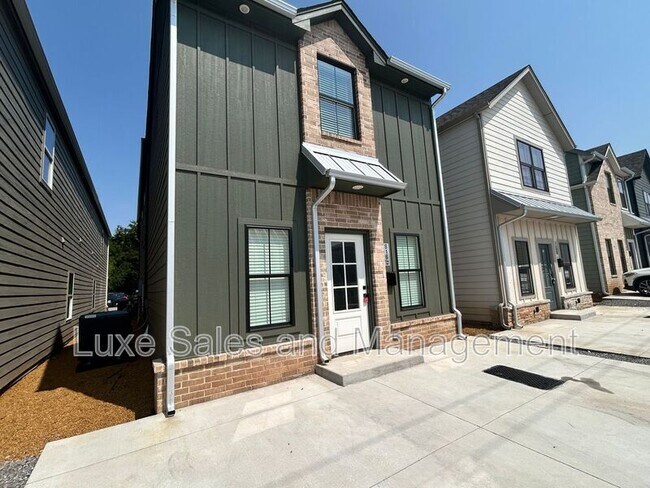 Foto del edificio - 616 W 2nd St