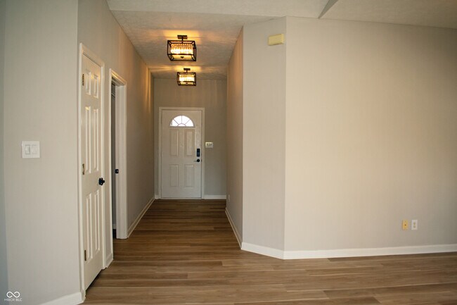 Foto del edificio - 13926 Forum Meadows Dr