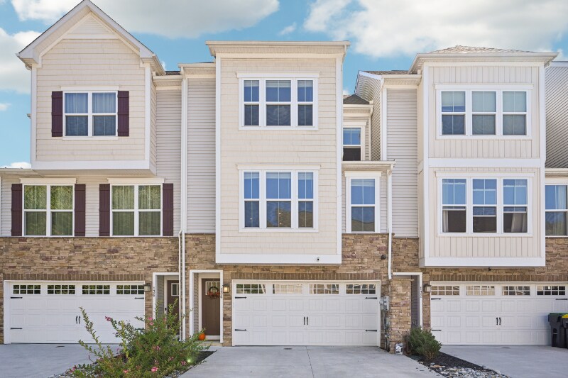 Foto principal - 134 Torrey Dr