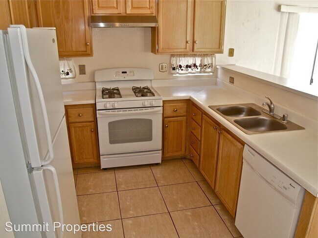 Building Photo - 3 br, 2.5 bath House - 2342 Crowley Way