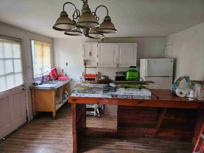 Foto del edificio - 1503 Birdell Rd