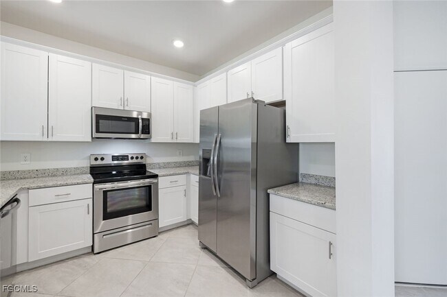 Foto del edificio - 14223 Pine Lodge Ln