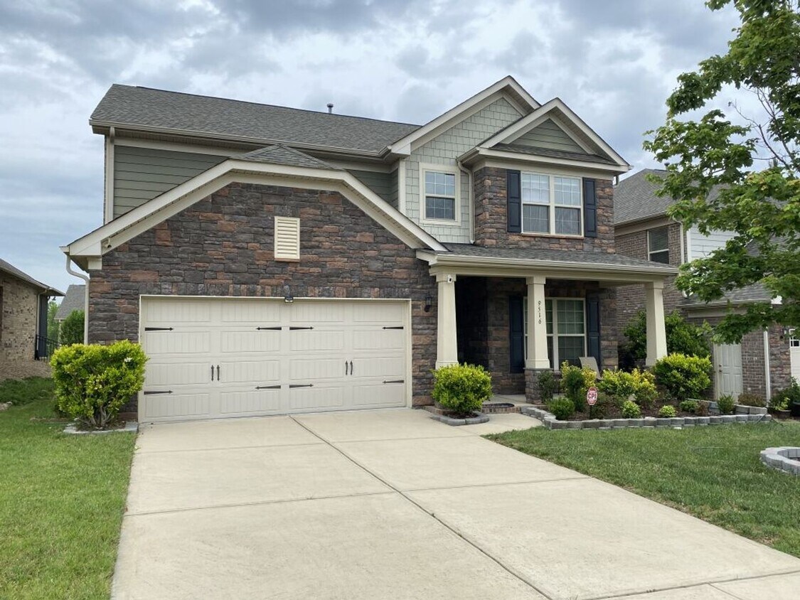 Primary Photo - Beautiful 2 Story Brick Home in Christenbu...