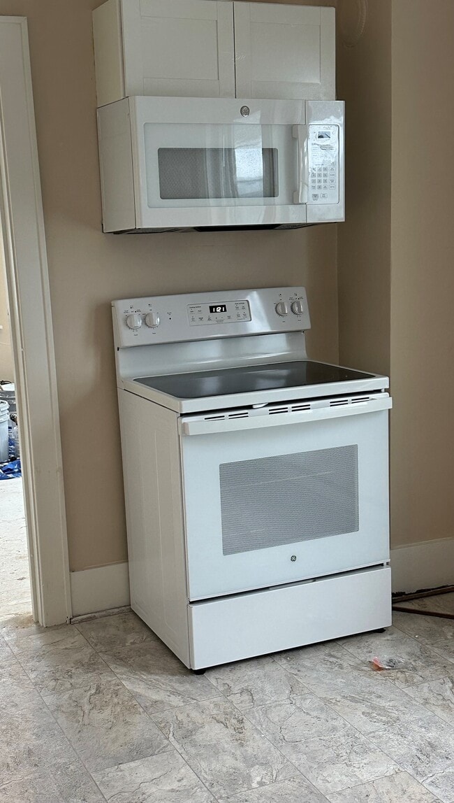 Foto del edificio - 15 LLC-77 Sailly Avenue