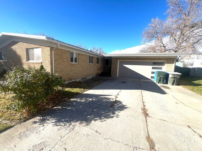 Foto del edificio - 701 S 19th Ave