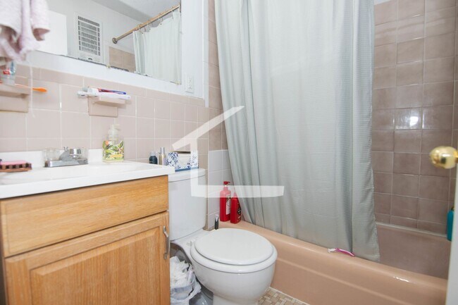 Building Photo - No Brokers Fee, Heat, Hot Water Included, ...