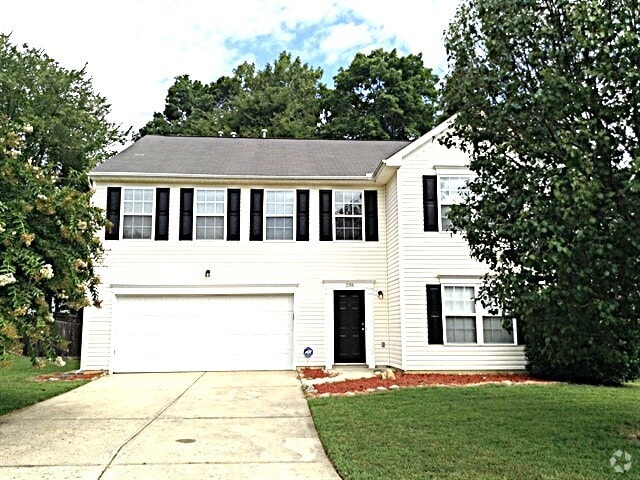 Building Photo - 2305 Apple Glen Ln