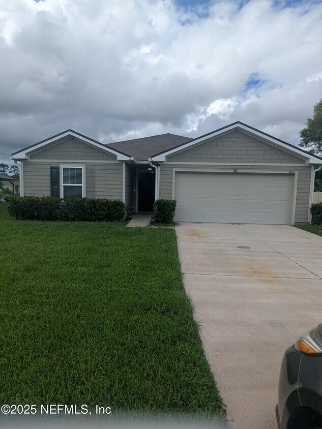 Foto principal - 413 Gillespie Ave