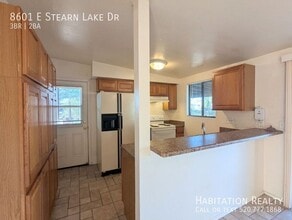 Building Photo - 8601 E Stearn Lake Dr