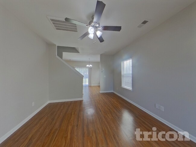 Building Photo - 484 Westmoreland Rd